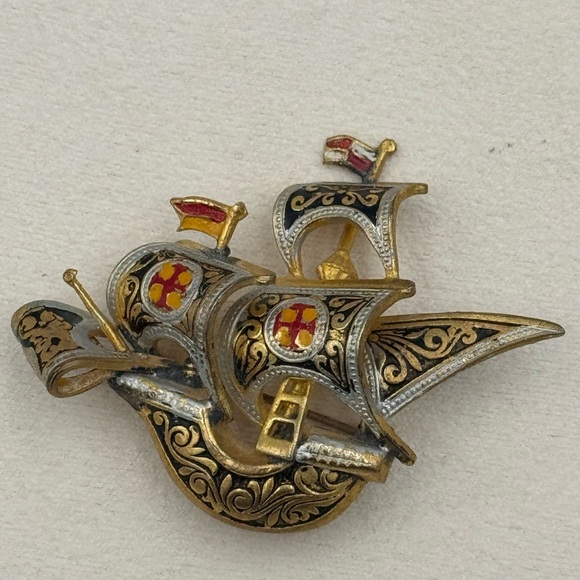 Damascene Jewelry - Vintage Spanish Damascene Ship Brooch Toledo Gold Black Enamel Nautical
